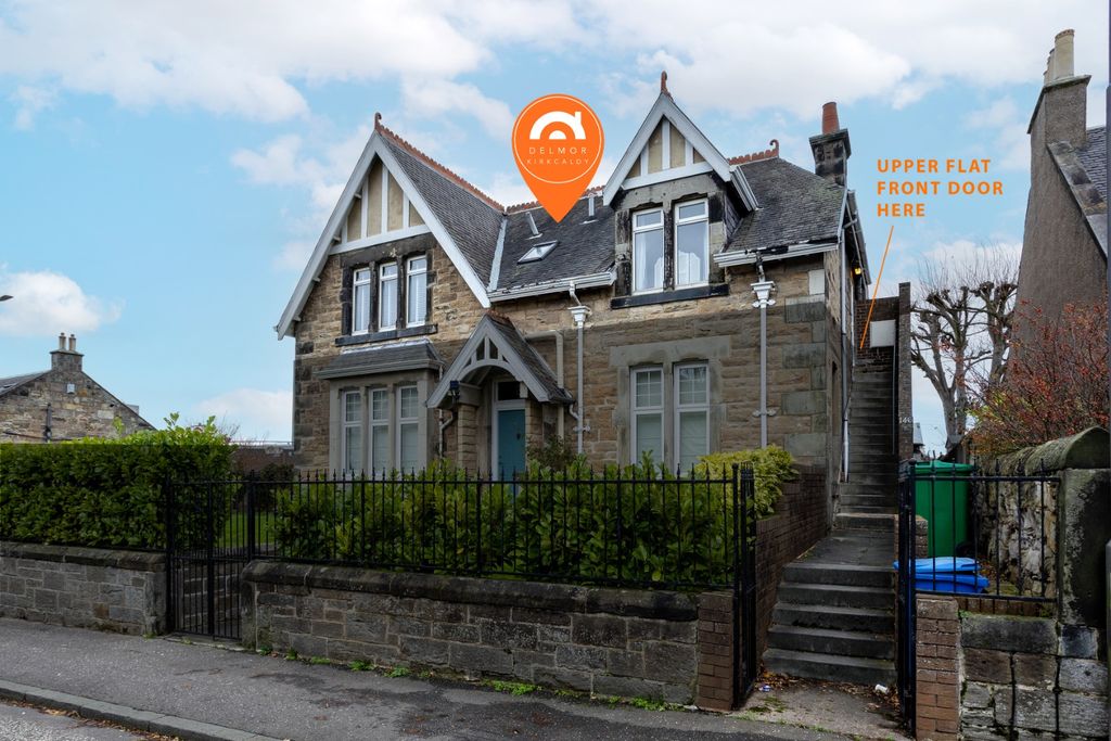 Property photo 3 of 25