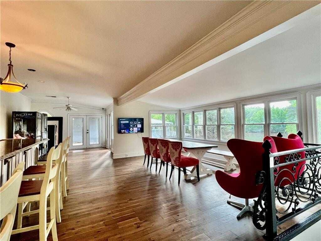 Property photo 3 of 6 <Alttext/>