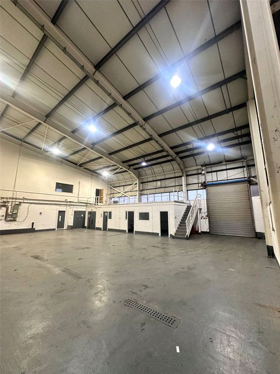 Property photo 2 of 5 Picture No. 06