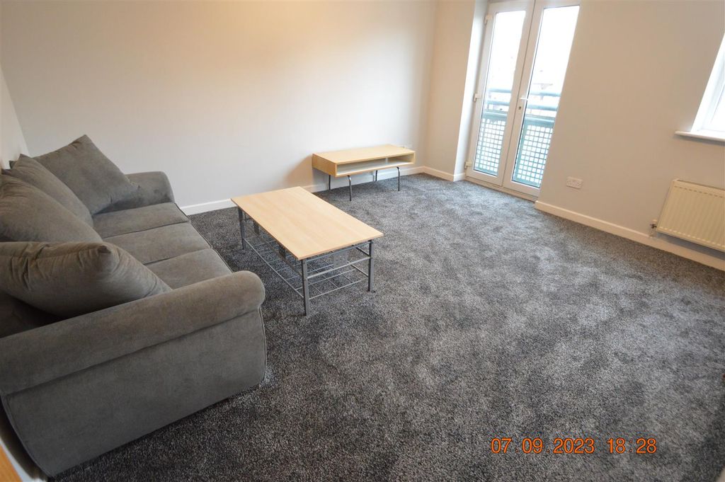 Property photo 2 of 6 Dsc_1118.Jpg