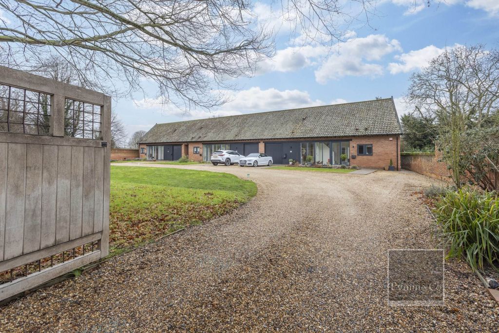 Property photo 1 of 26