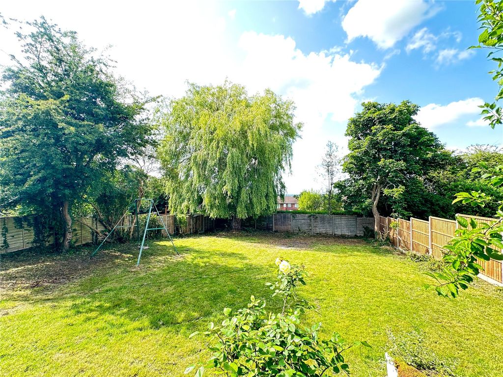 Property photo 2 of 27 Picture No. 26