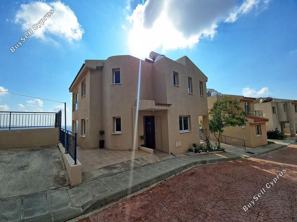 Property photo 3 of 73