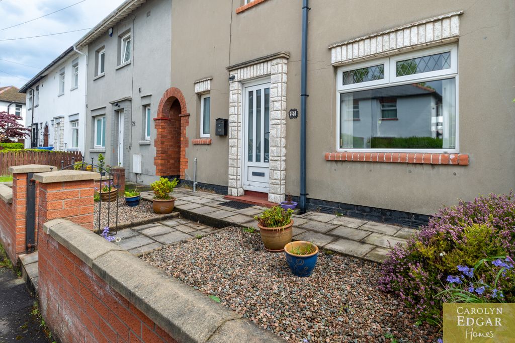 Property photo 2 of 25 004