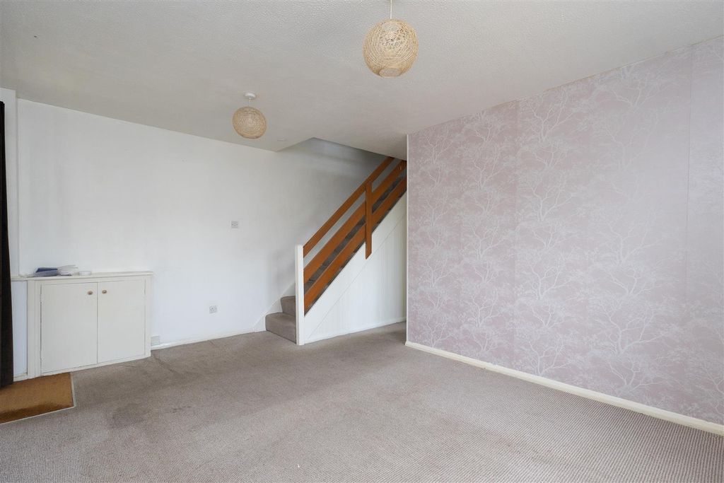 Property photo 3 of 13 Living Room