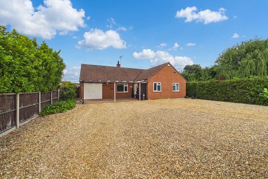 Property photo 1 of 24