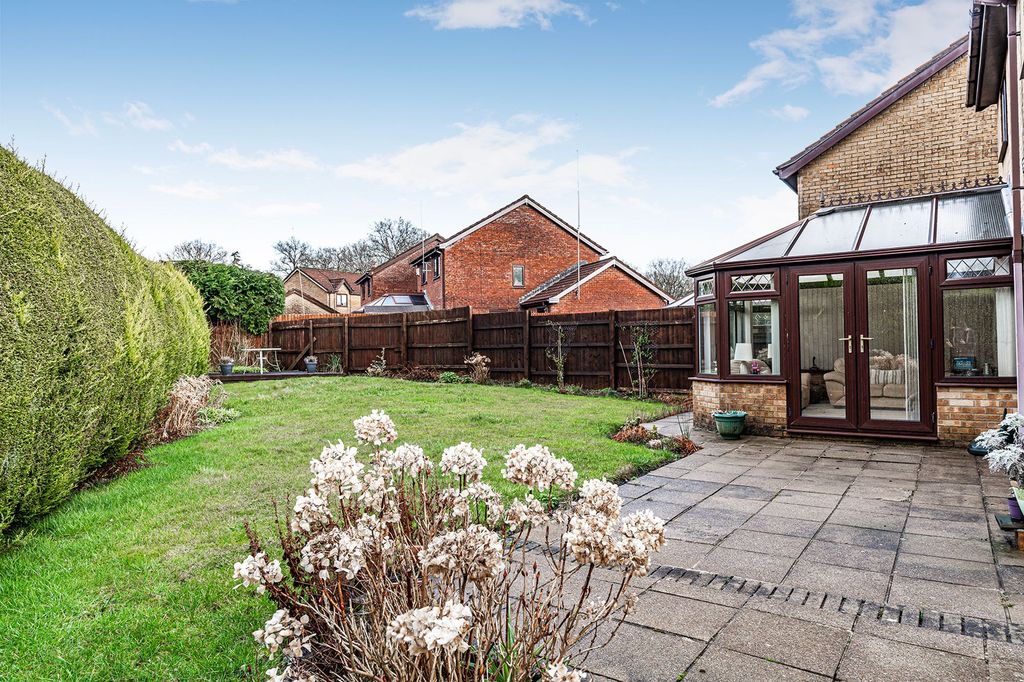 Property photo 3 of 37