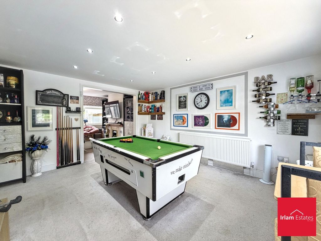 Property photo 2 of 35