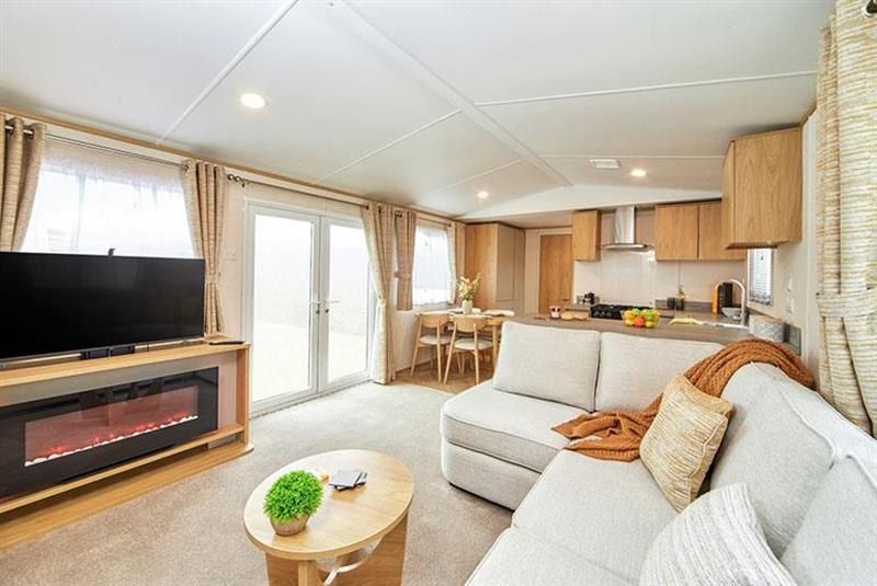 Property photo 2 of 8 007920 1 20260316 00.Jpeg