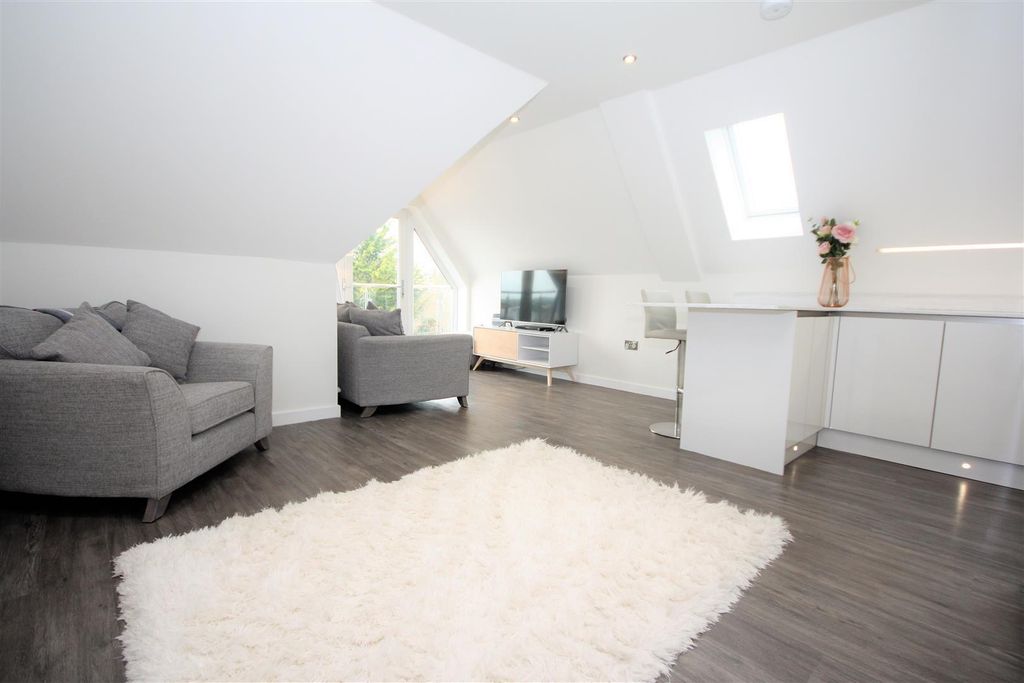 Property photo 3 of 21 75Hlele400Kuxti18Orkta.Jpg