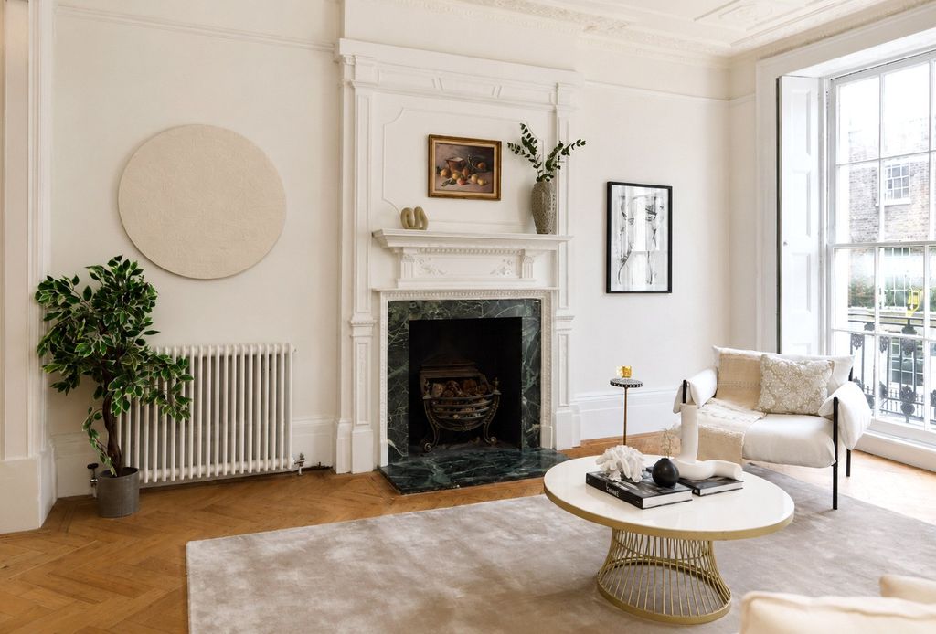 Property photo 3 of 18 Drawing Room