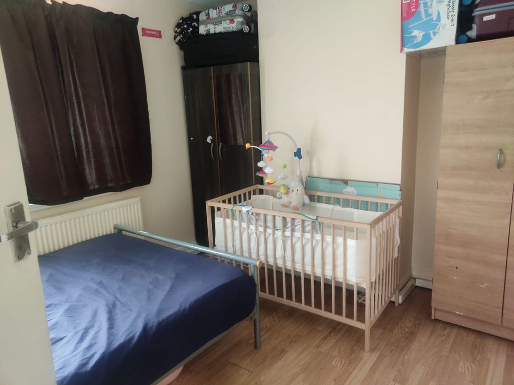 Property photo 2 of 5