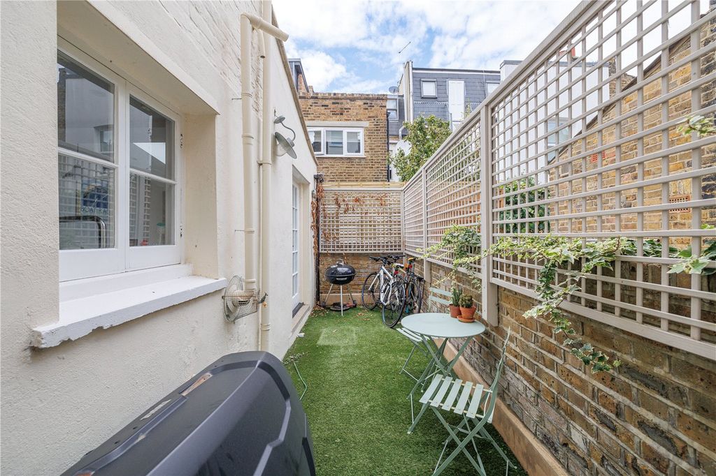 Property photo 3 of 19 Picture No. 35