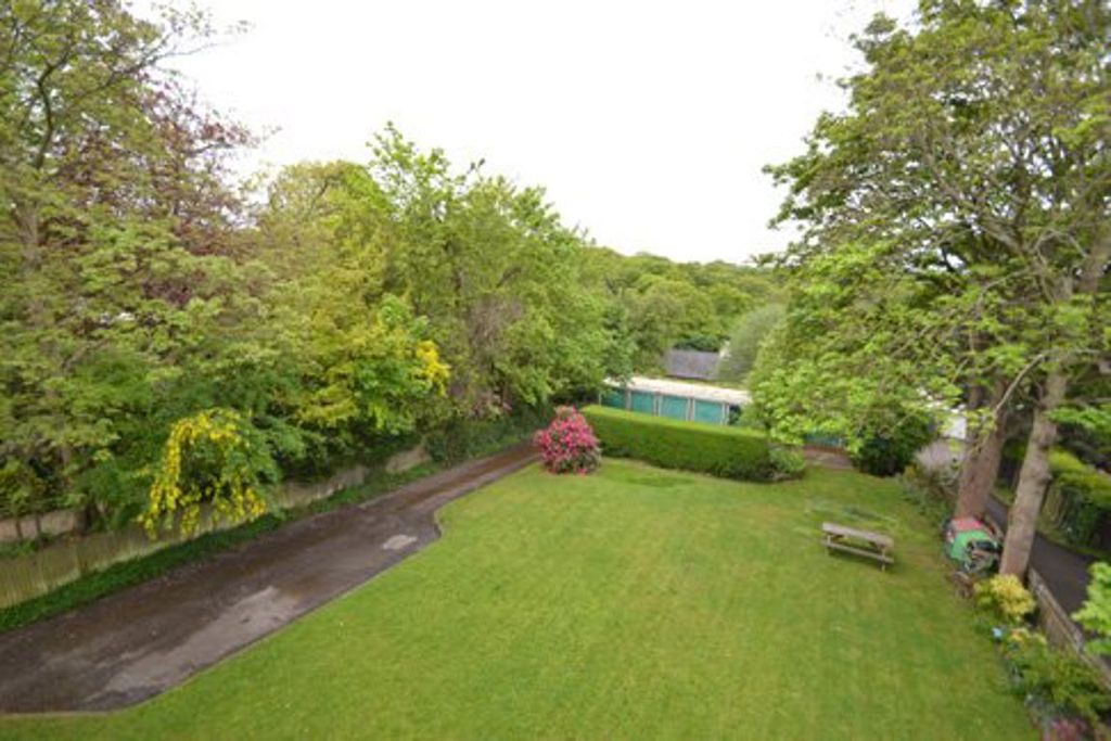 Property photo 3 of 21