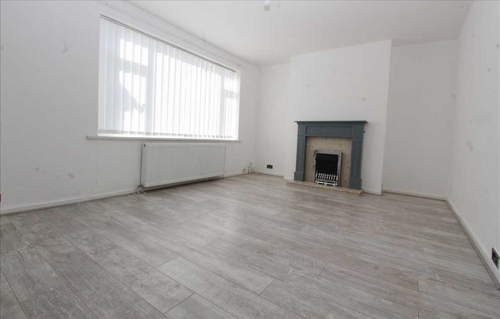 Property photo 3 of 13 Living Room
