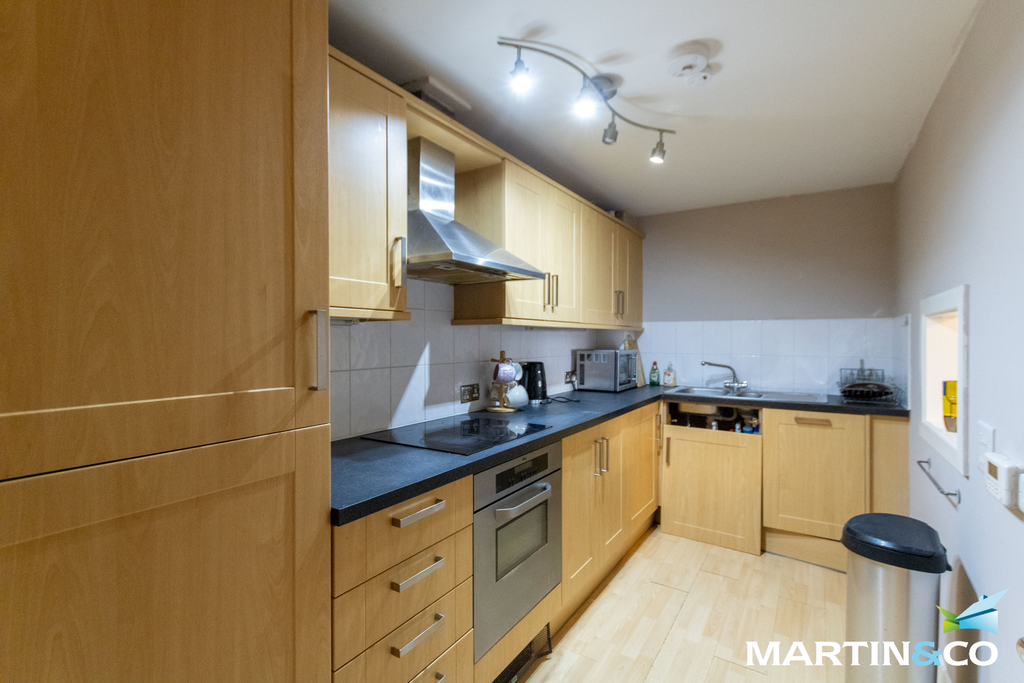 Property photo 2 of 12 Picture4