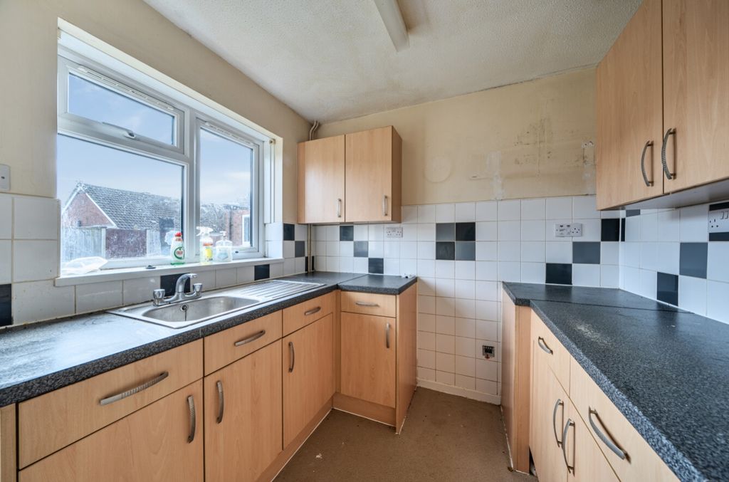 Property photo 2 of 13 1421306-7-699ee5812F2Af