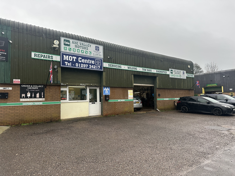 Property photo 1 of 9