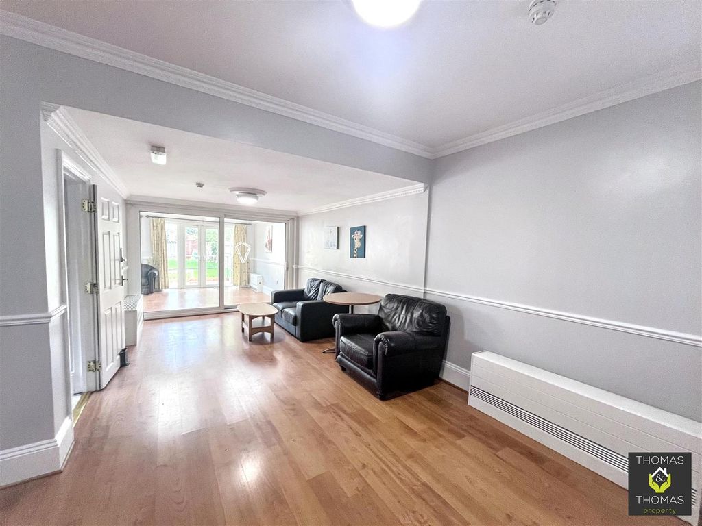 Property photo 3 of 17 Img_0545.Jpg