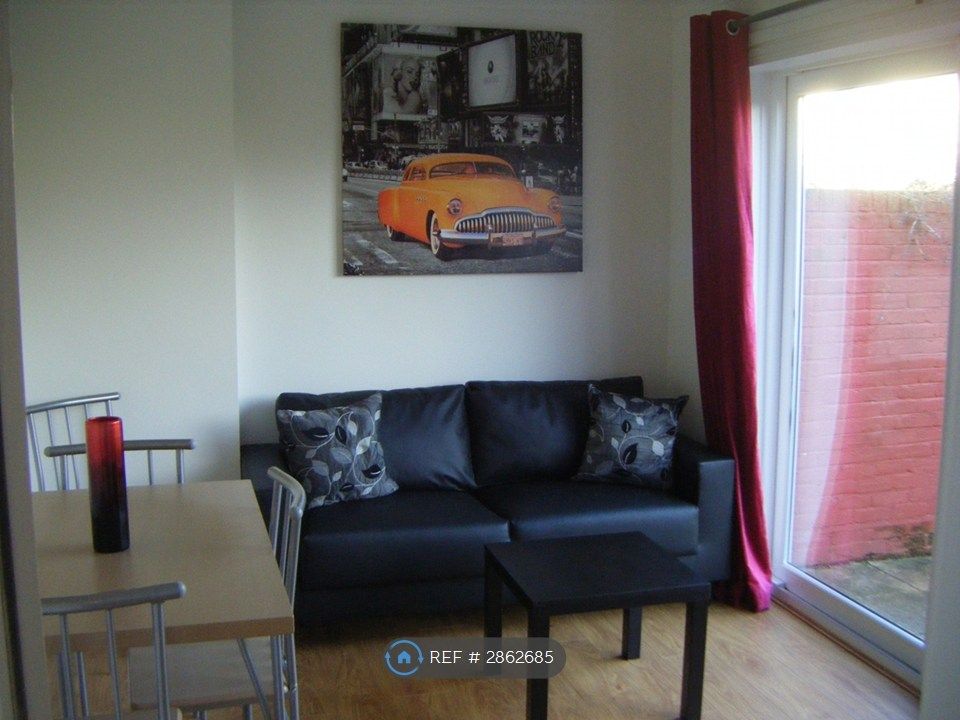 Property photo 2 of 3