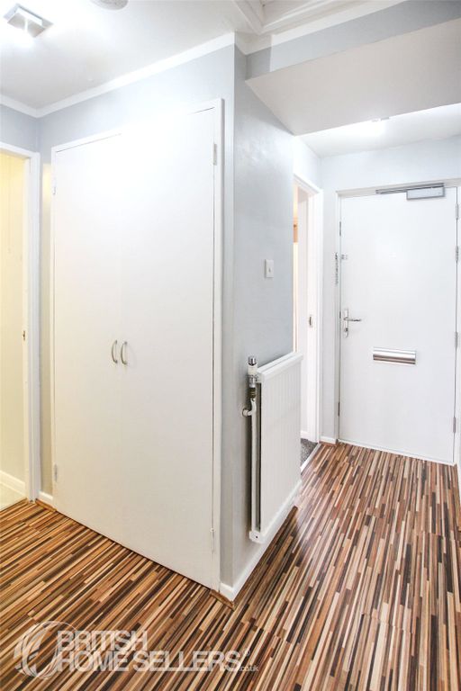 Property photo 2 of 10 Picture No. 04