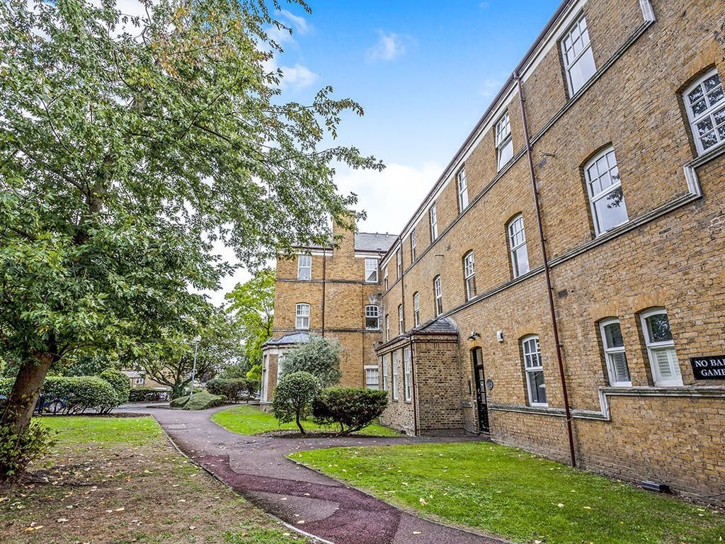 Property photo 1 of 6