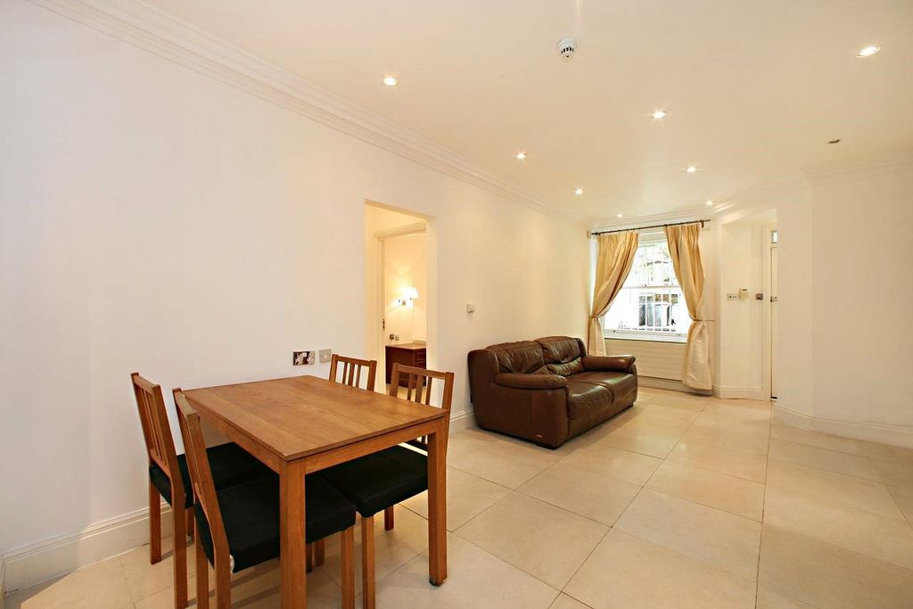 Property photo 3 of 6