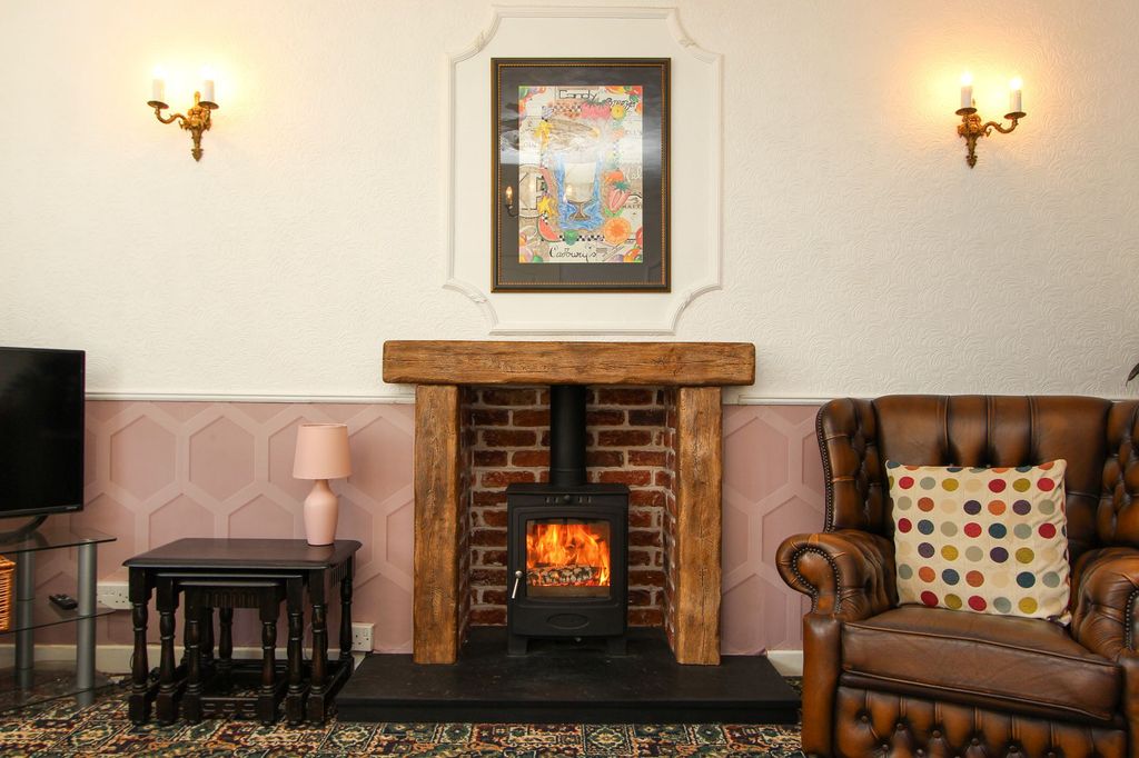 Property photo 3 of 22