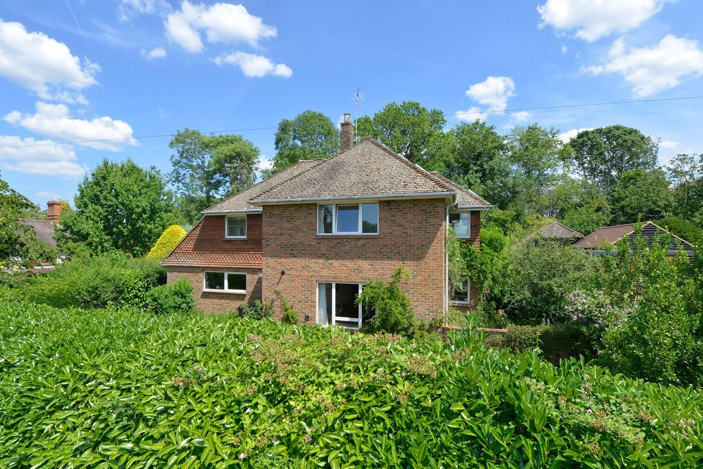 Property photo 2 of 22