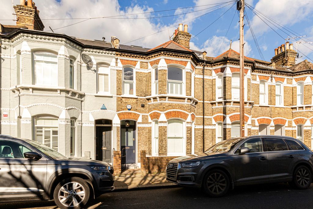 Property photo 1 of 15