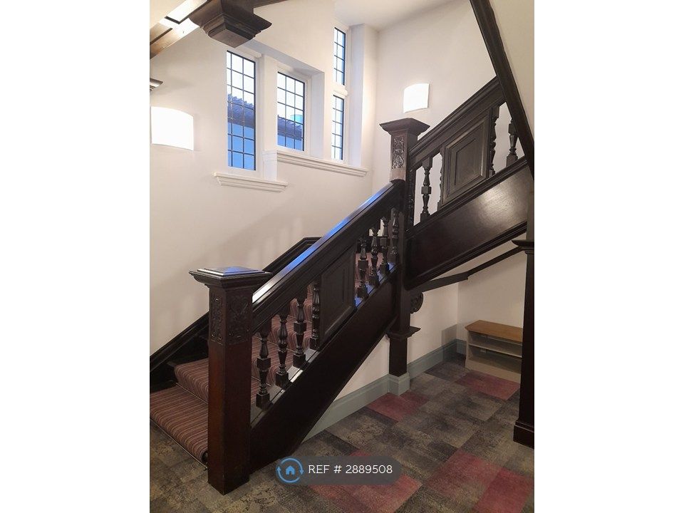 Property photo 3 of 3 Communal Stairwell