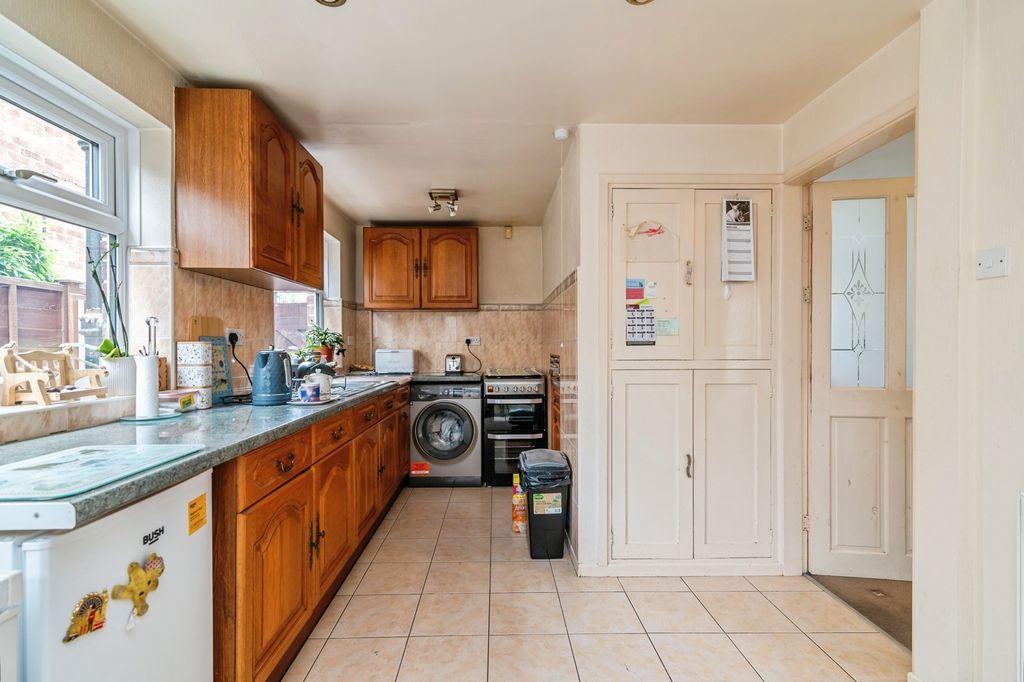 Property photo 2 of 16 Pbox-Img.Jpg