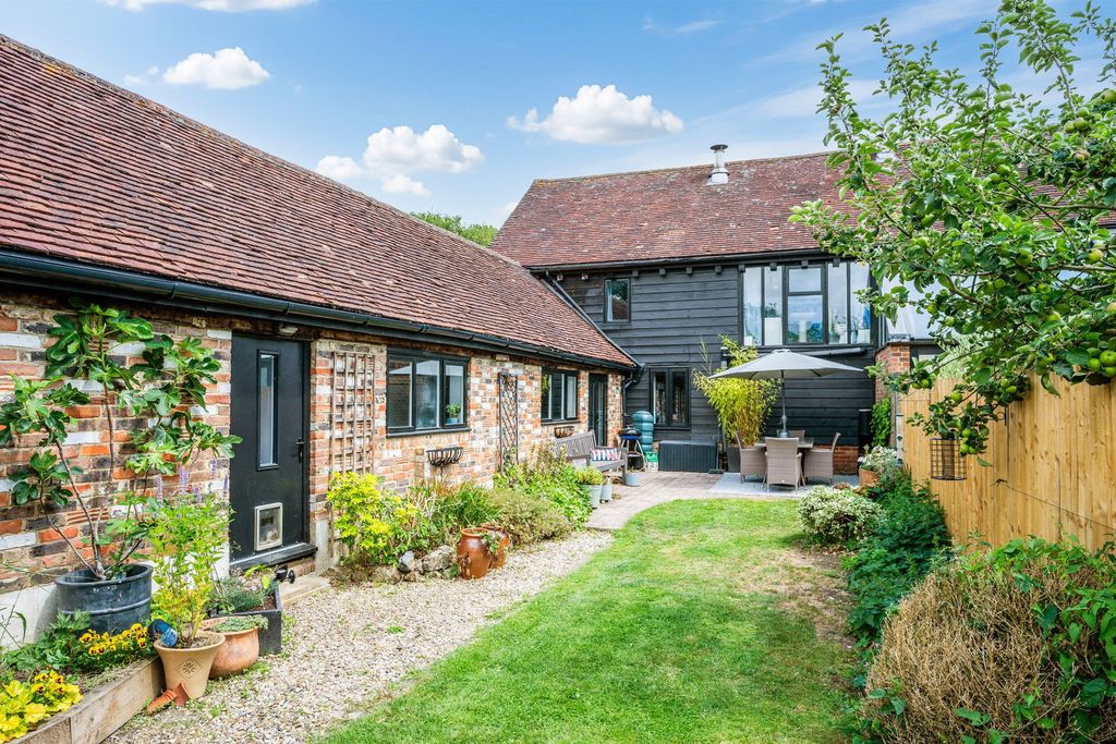 Property photo 1 of 39