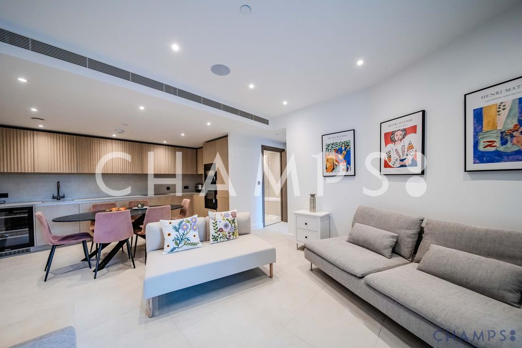 Property photo 3 of 11 Gallery