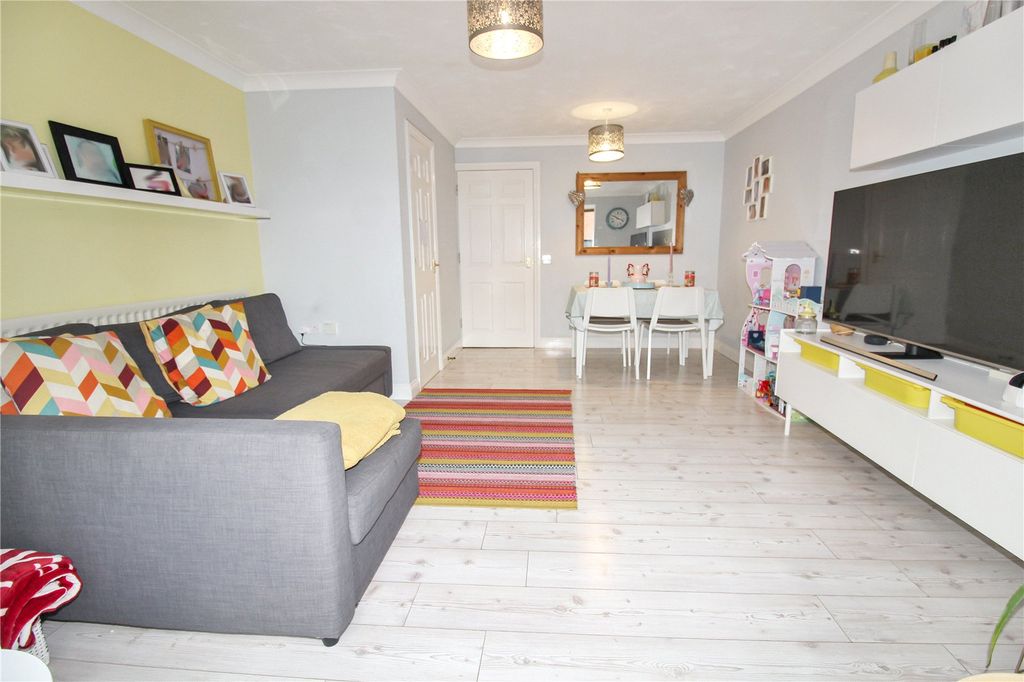 Property photo 2 of 18 Picture No. 03