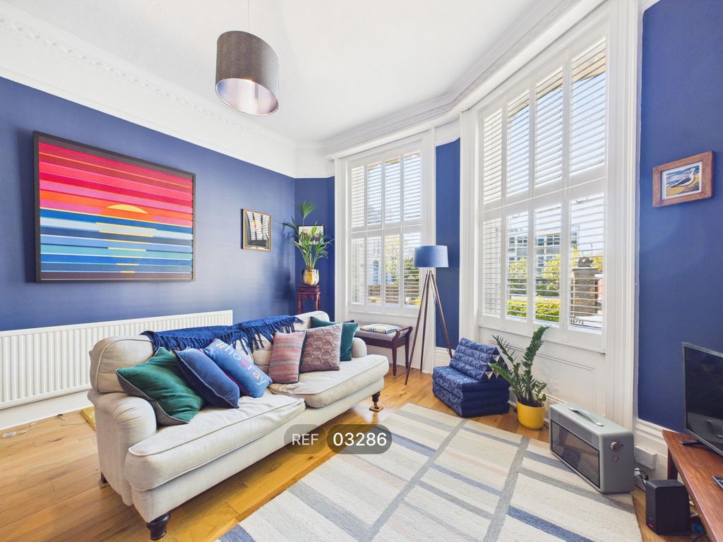 Property photo 2 of 17 Living Room