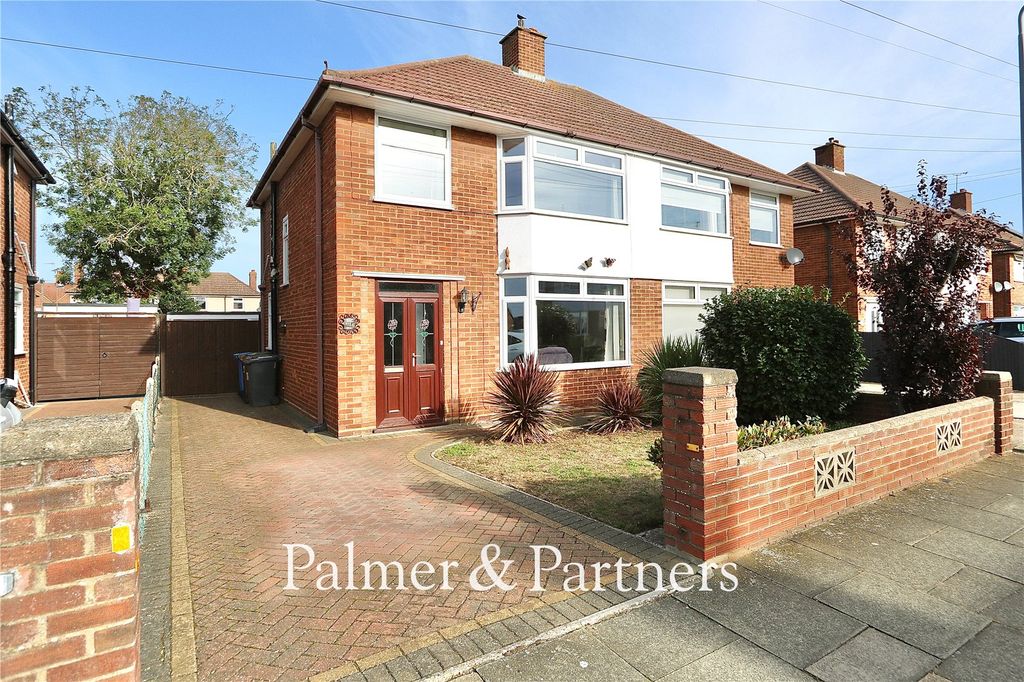 Property photo 1 of 24 Picture No. 17