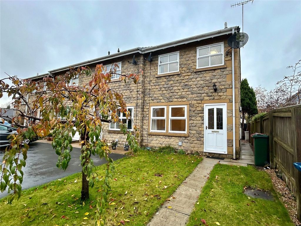 Property photo 1 of 11 External - Front