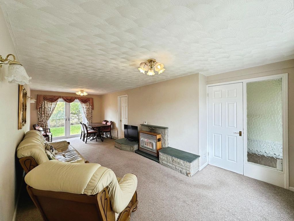Property photo 3 of 19 Photo 18