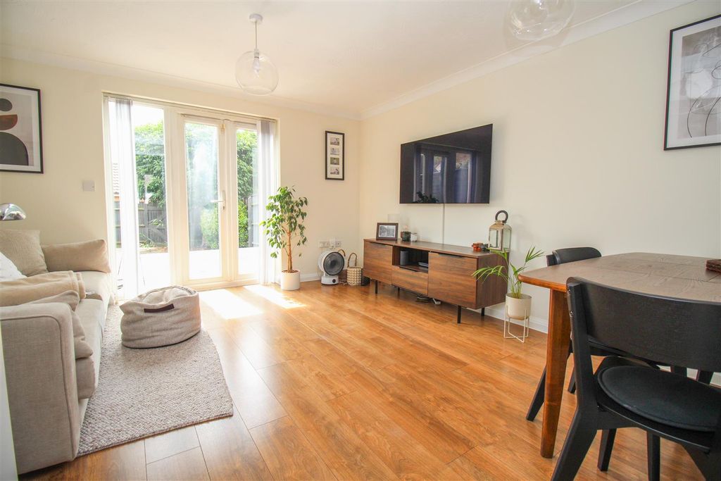 Property photo 2 of 12 Img_3353.Jpg