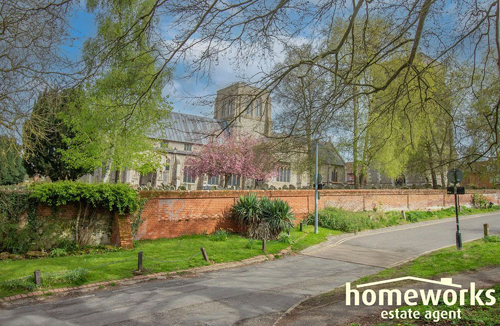 Property photo 2 of 22