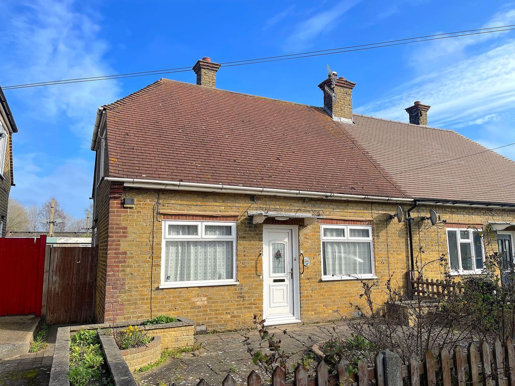 Property photo 1 of 18 Front (1)