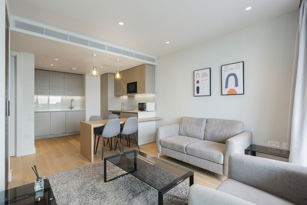 Property photo 3 of 26 Picture No. 15