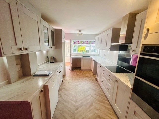 Property photo 2 of 13 Photo 19