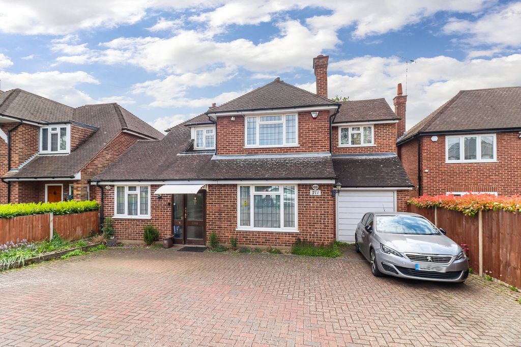 Property photo 1 of 16