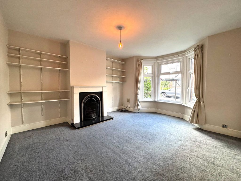 Property photo 2 of 11 Picture No. 12