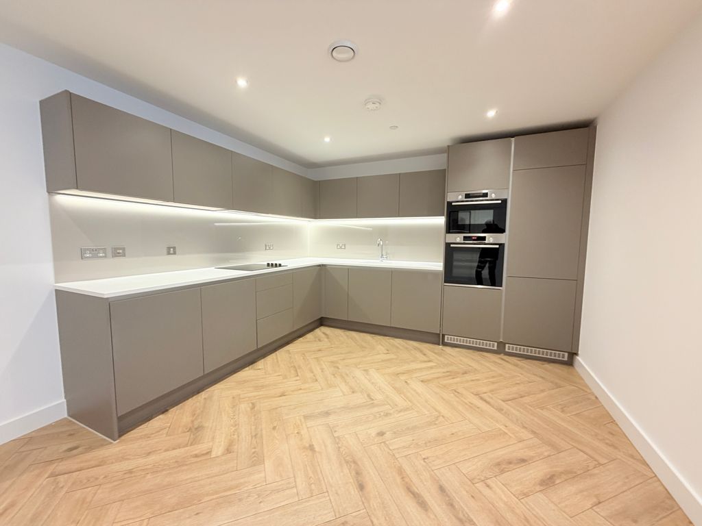 Property photo 2 of 14 Gallery