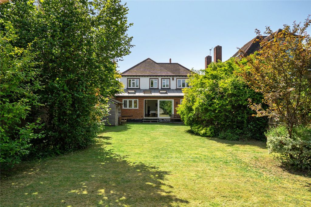 Property photo 2 of 15 Picture No. 18