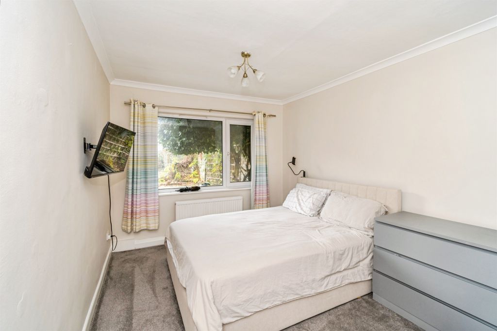 Property photo 3 of 16