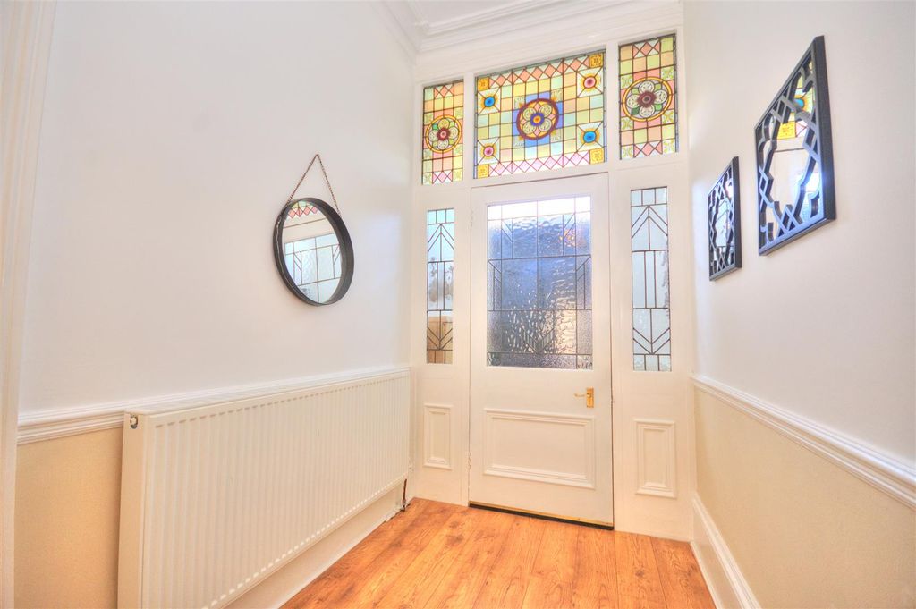 Property photo 2 of 33 Dsc_3796_Enhancer.Jpg